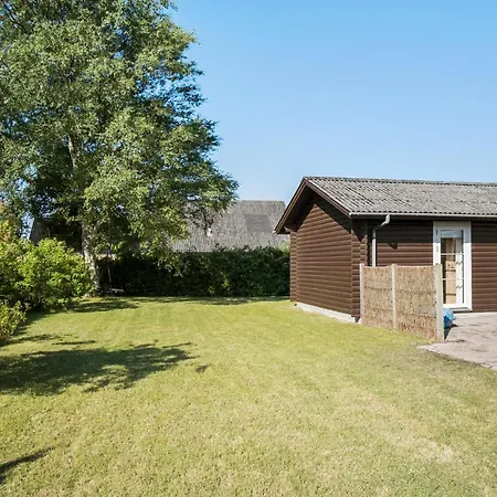 3 Bedroom Lovely In Hébergement de vacances *